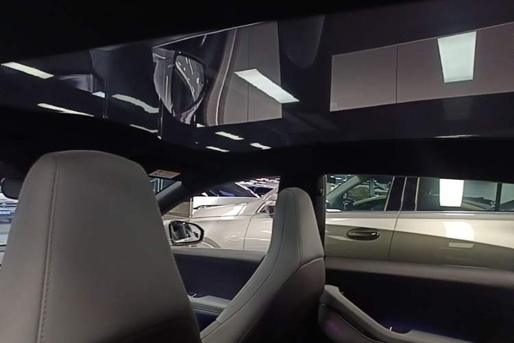 Used Nio ET5T 2023 75 kWh Touring Headliner
