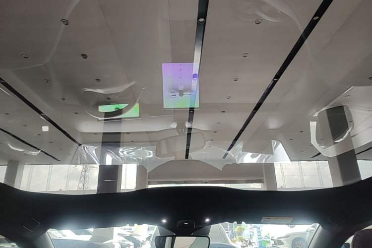 Used Nio ET5T 2023 75 kWh Touring Headliner