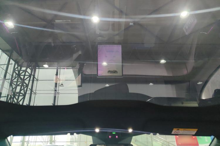 Used Nio ET5T 2023 75 kWh Touring Headliner