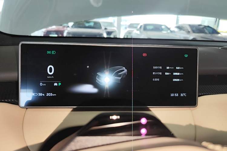 Used Nio ET5T 2023 75 kWh Touring Instrument Cluster