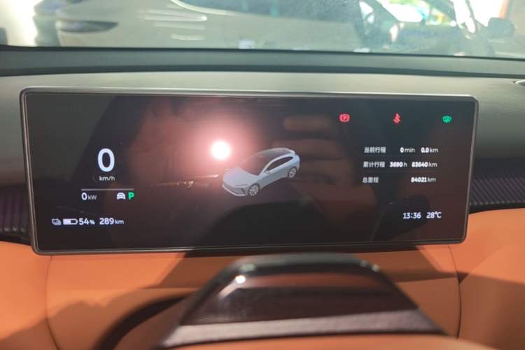 Used Nio ET5T 2023 75 kWh Touring Instrument Cluster
