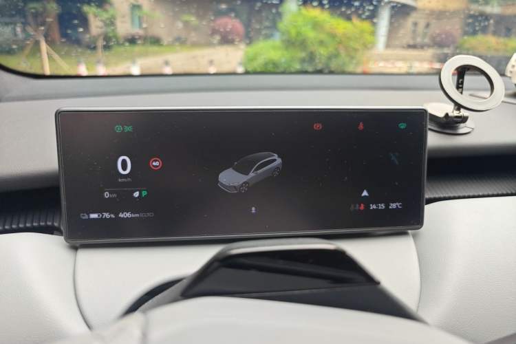 Used Nio ET5T 2023 75 kWh Touring Instrument Cluster