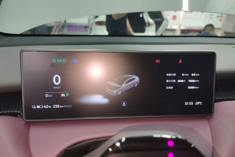 Used Nio ET5T 2023 75 kWh Touring Instrument Cluster
