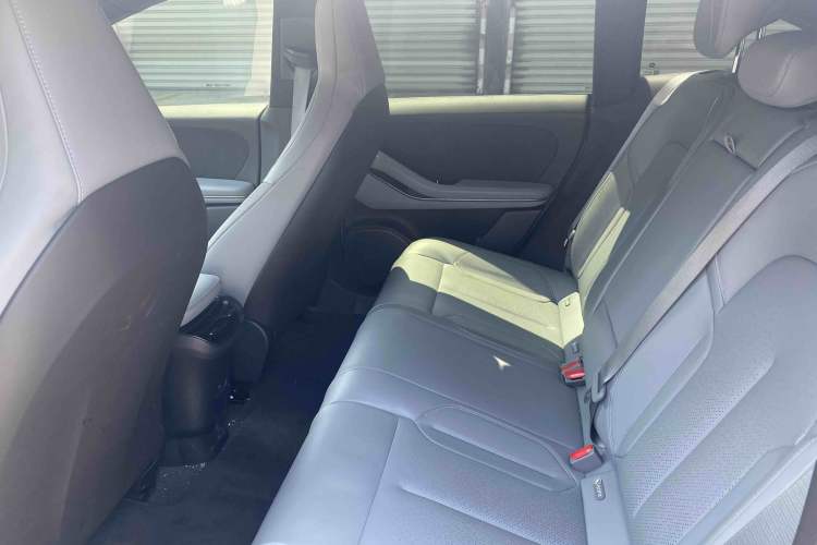 Used Nio ET5T 2023 75 kWh Touring Interior 1