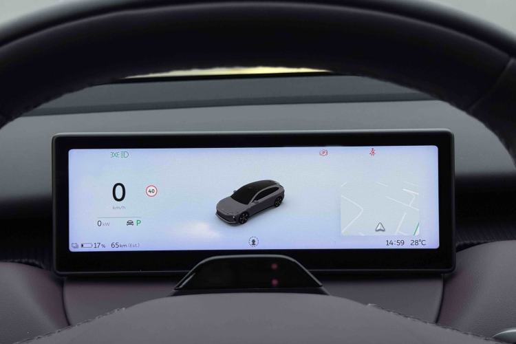 Used Nio ET5T 2023 75 kWh Touring Interior 4