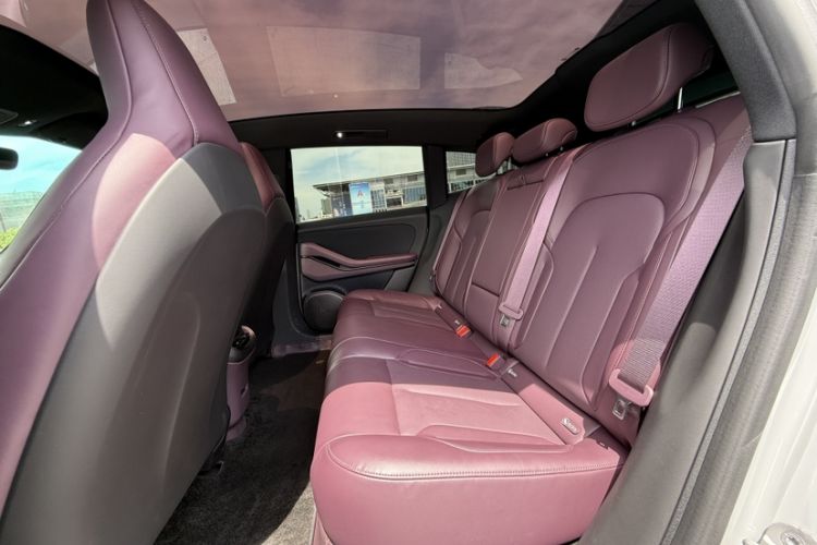 Used Nio ET5T 2023 75 kWh Touring Interior 4