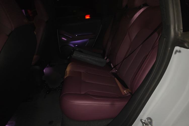 Used Nio ET5T 2023 75 kWh Touring Interior 4