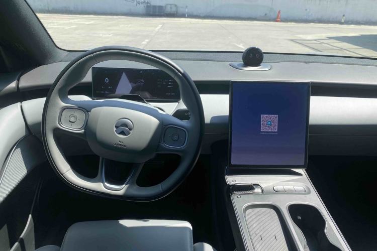 Used Nio ET5T 2023 75 kWh Touring Interior 5