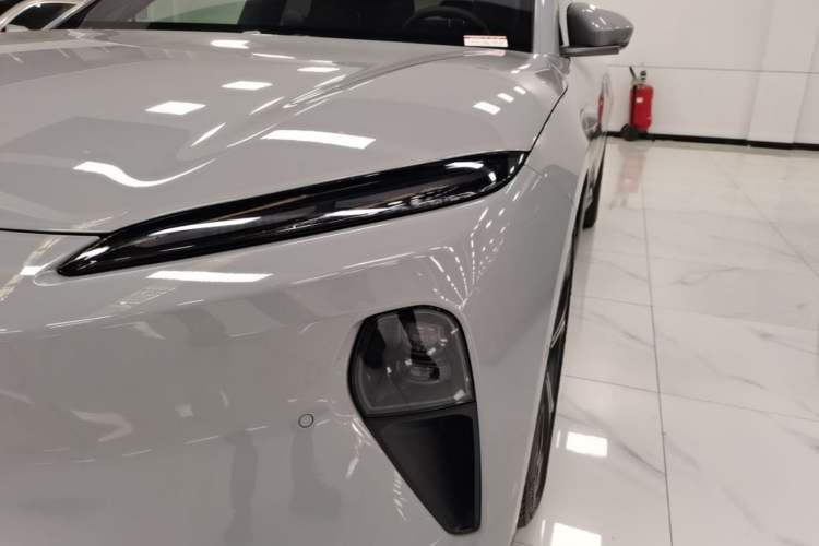 Used Nio ET5T 2023 75 kWh Touring Left Front Headlight