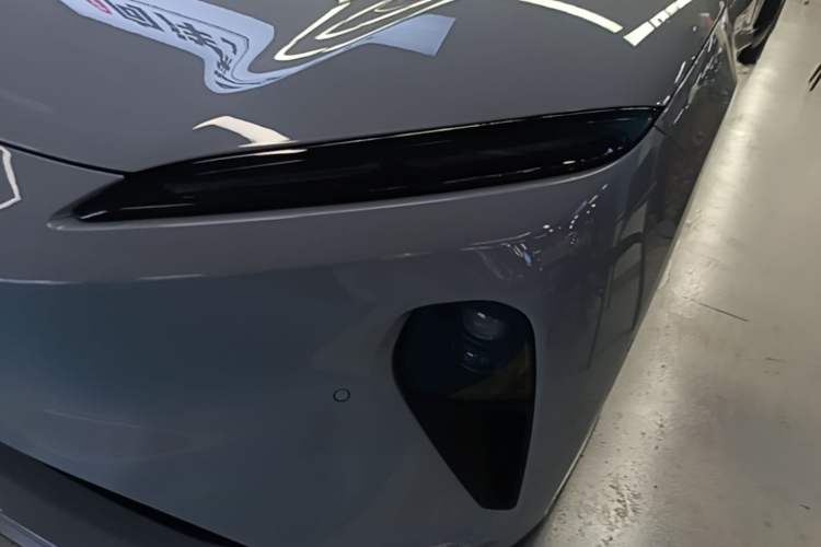 Used Nio ET5T 2023 75 kWh Touring Left Front Headlight