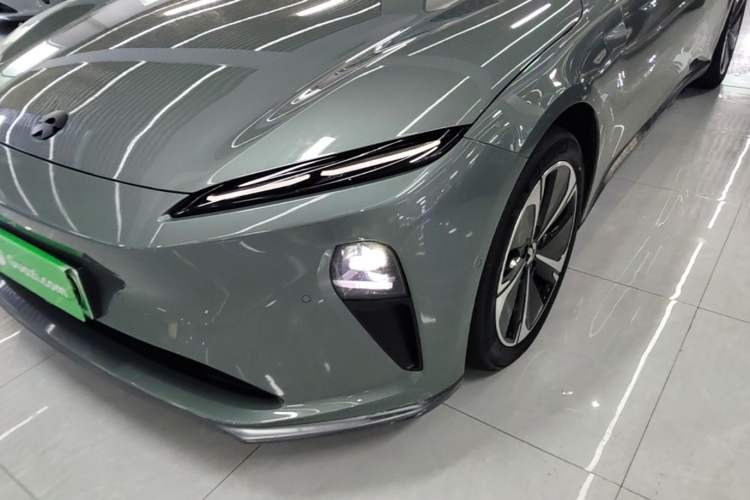 Used Nio ET5T 2023 75 kWh Touring Left Front Headlight