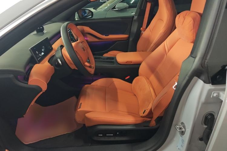 Used Nio ET5T 2023 75 kWh Touring Left Front Seat