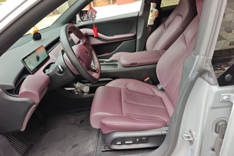Used Nio ET5T 2023 75 kWh Touring Left Front Seat