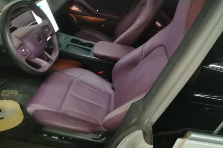 Used Nio ET5T 2023 75 kWh Touring Left Front Seat