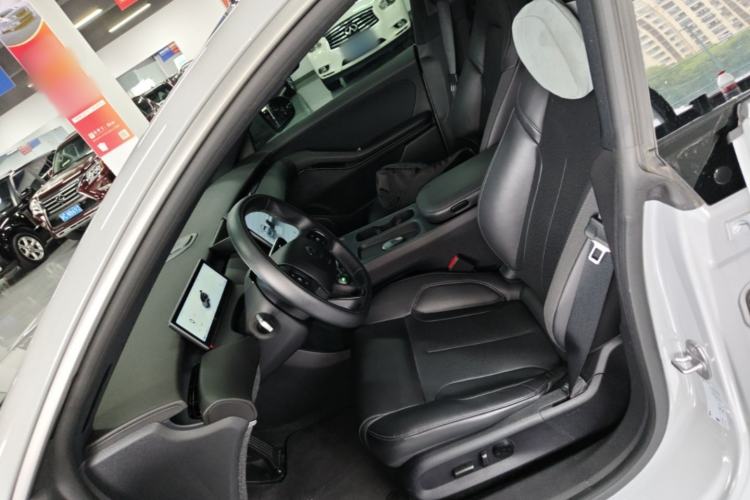 Used Nio ET5T 2023 75 kWh Touring Left Front Seat