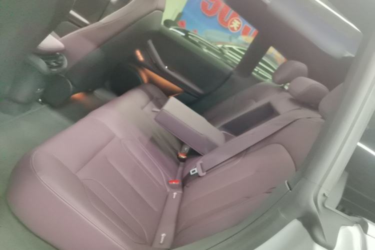Used Nio ET5T 2023 75 kWh Touring Left Rear Seat