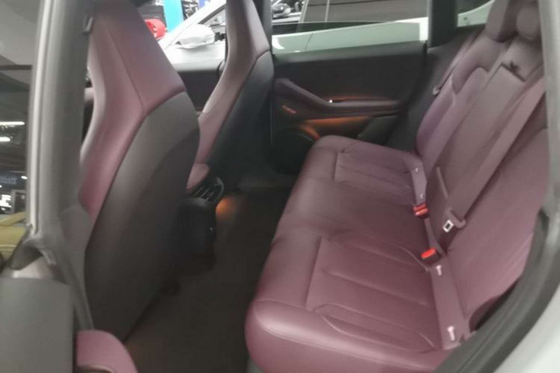 Used Nio ET5T 2023 75 kWh Touring Left Rear Seat