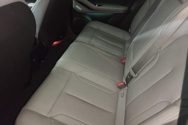 Used Nio ET5T 2023 75 kWh Touring Left Rear Seat