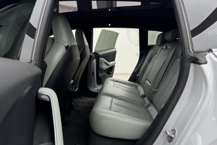 Used Nio ET5T 2023 75 kWh Touring Left Rear Seat