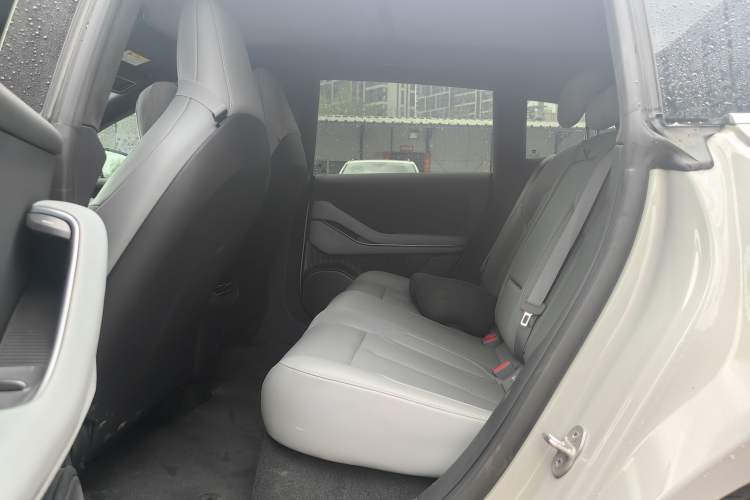 Used Nio ET5T 2023 75 kWh Touring Left Rear Seat