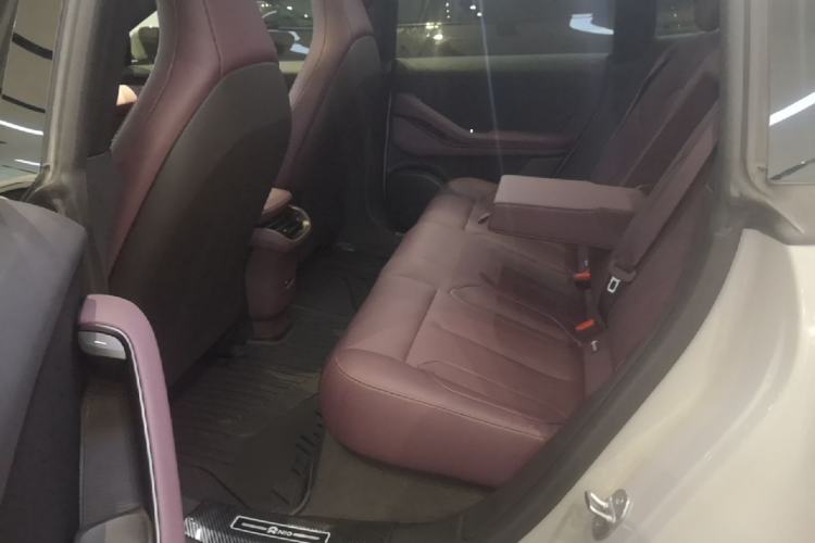Used Nio ET5T 2023 75 kWh Touring Left Rear Seat