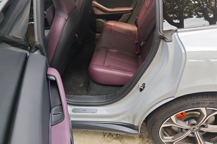 Used Nio ET5T 2023 75 kWh Touring Left Rear Seat