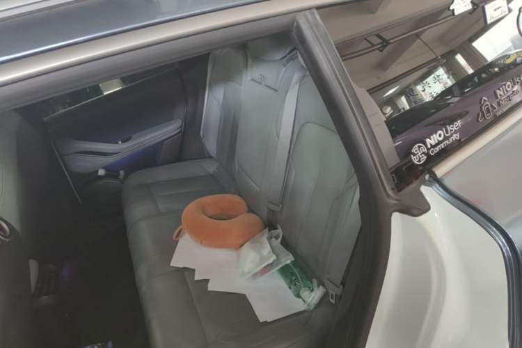 Used Nio ET5T 2023 75 kWh Touring Left Rear Seat