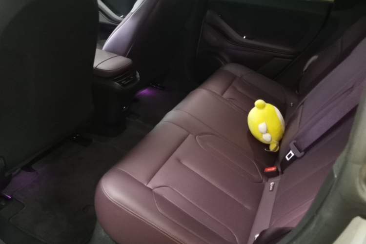Used Nio ET5T 2023 75 kWh Touring Left Rear Seat