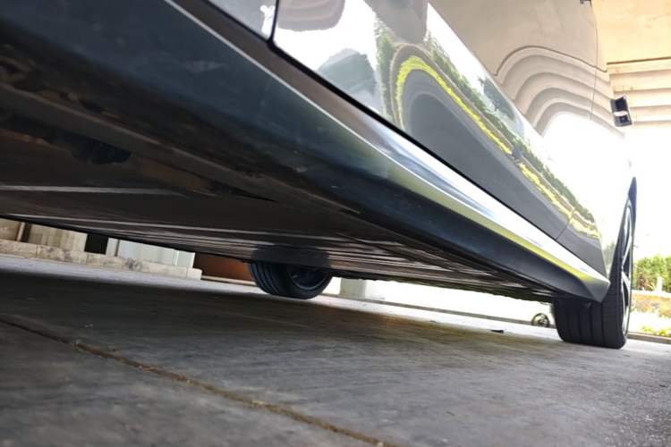Used Nio ET5T 2023 75 kWh Touring Left Side Sill