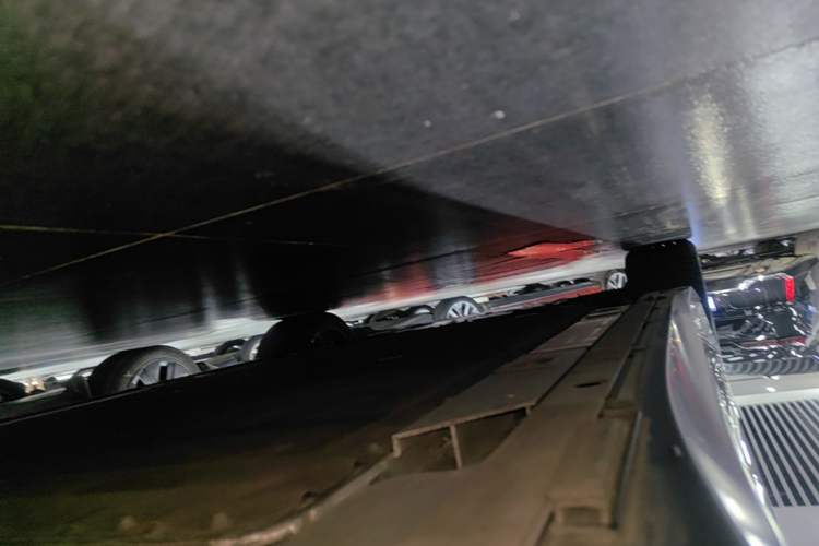 Used Nio ET5T 2023 75 kWh Touring Left Side Sill