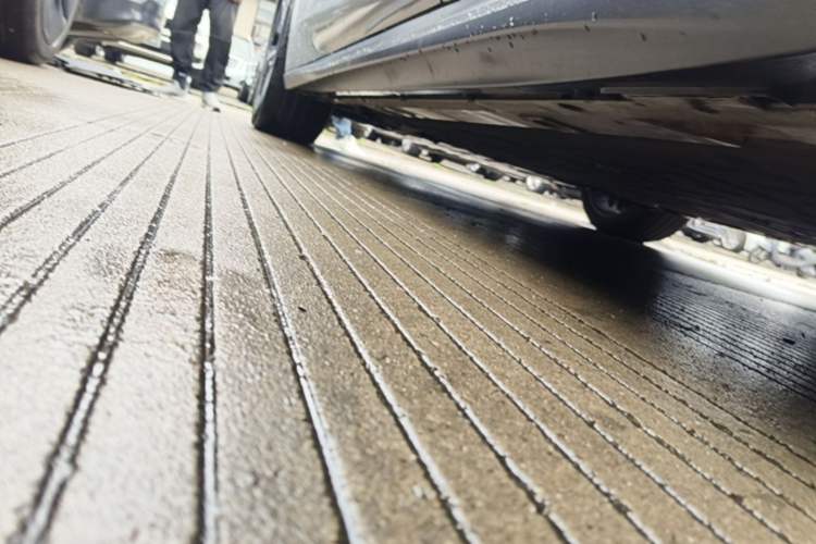 Used Nio ET5T 2023 75 kWh Touring Left Side Sill