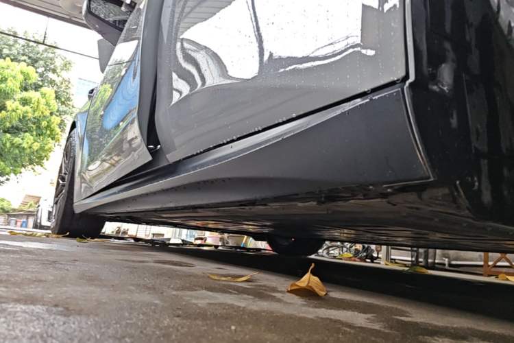 Used Nio ET5T 2023 75 kWh Touring Left Side Sill