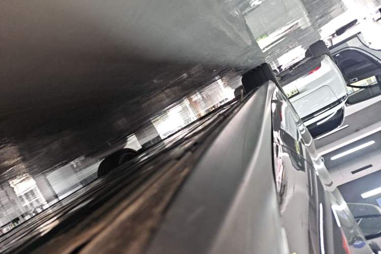 Used Nio ET5T 2023 75 kWh Touring Left Side Sill