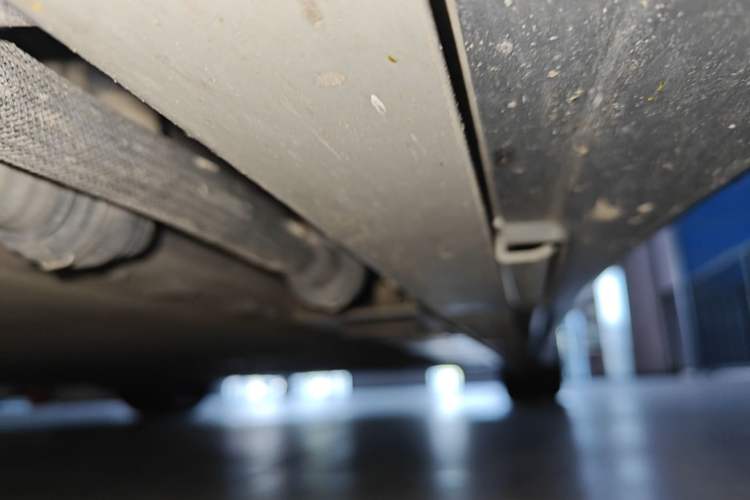 Used Nio ET5T 2023 75 kWh Touring Left Side Sill
