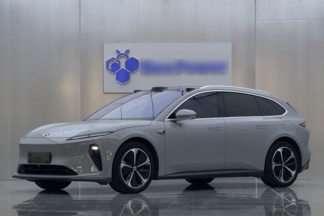 Used Nio ET5T 2023 75 kWh Touring
