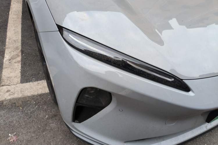 Used Nio ET5T 2023 75 kWh Touring Right Front Headlight