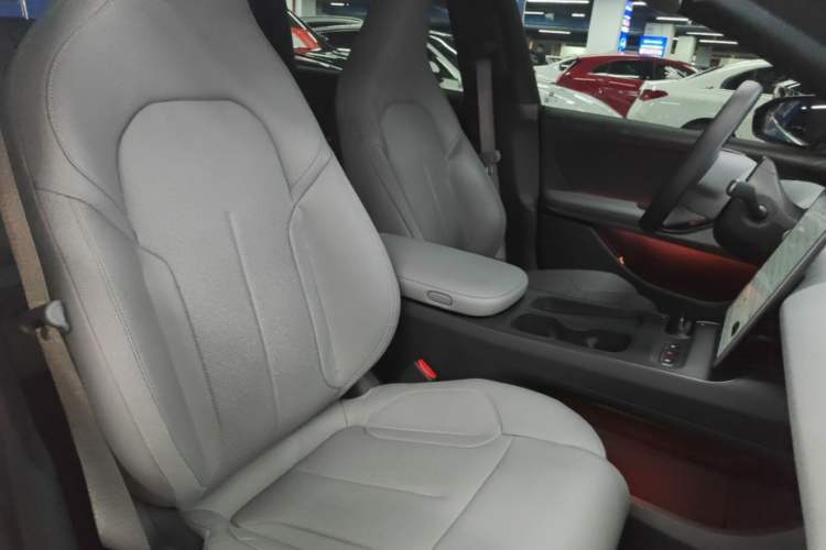 Used Nio ET5T 2023 75 kWh Touring Right Front Seat