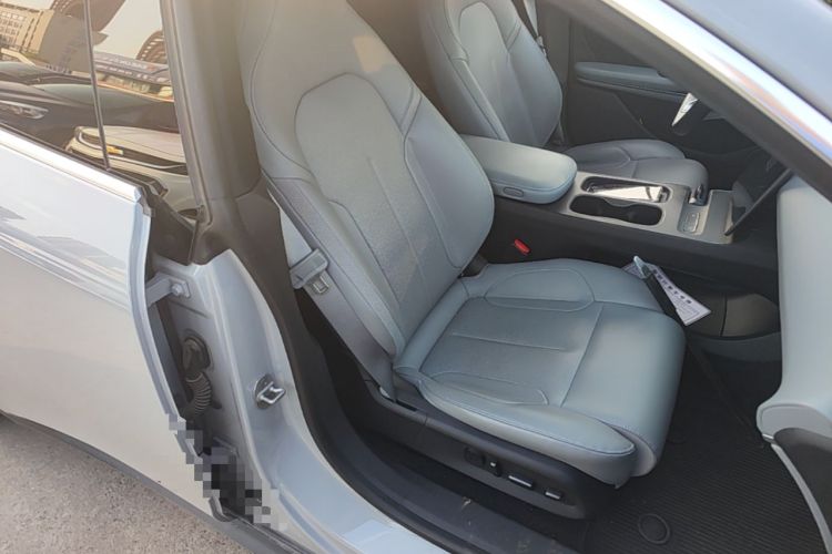 Used Nio ET5T 2023 75 kWh Touring Right Front Seat