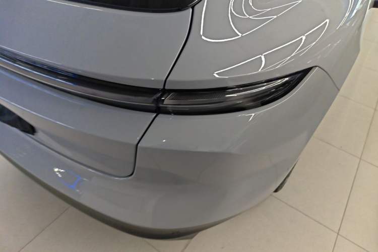 Used Nio ET5T 2023 75 kWh Touring Right Rear Taillight