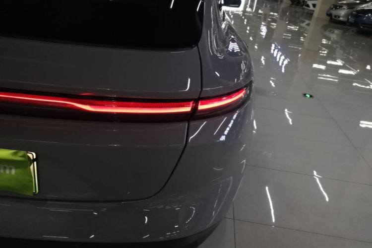 Used Nio ET5T 2023 75 kWh Touring Right Rear Taillight