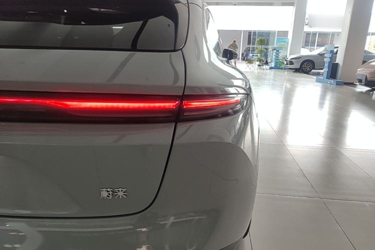Used Nio ET5T 2023 75 kWh Touring Right Rear Taillight
