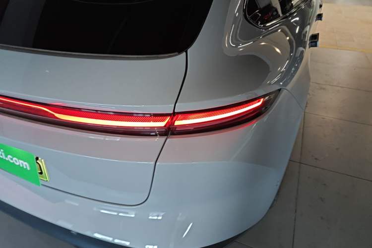 Used Nio ET5T 2023 75 kWh Touring Right Rear Taillight