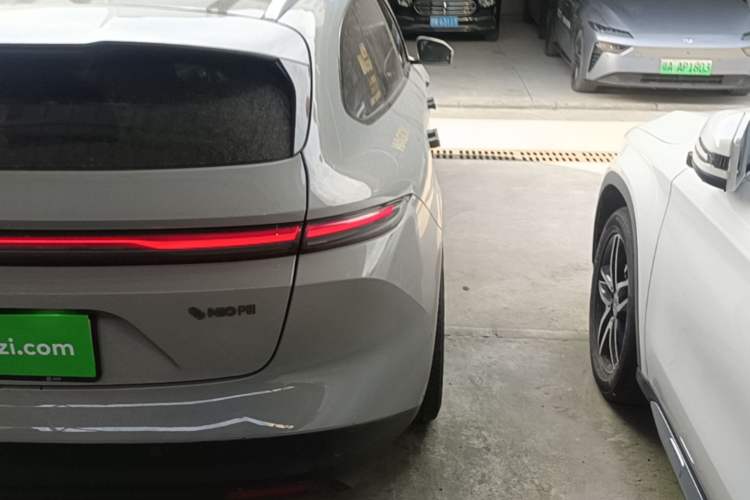 Used Nio ET5T 2023 75 kWh Touring Right Rear Taillight