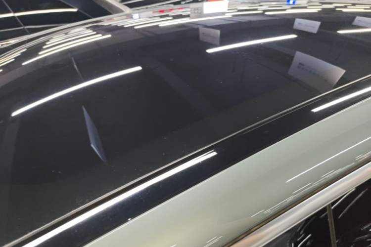 Used Nio ET5T 2023 75 kWh Touring Roof