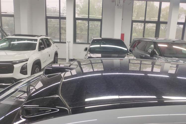 Used Nio ET5T 2023 75 kWh Touring Roof