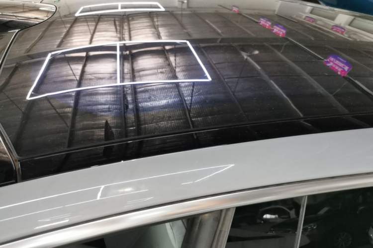 Used Nio ET5T 2023 75 kWh Touring Roof