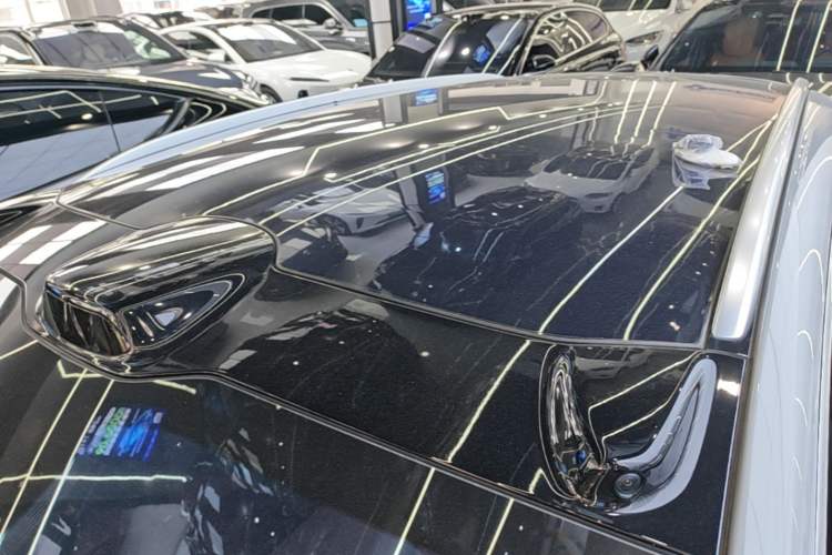 Used Nio ET5T 2023 75 kWh Touring Roof