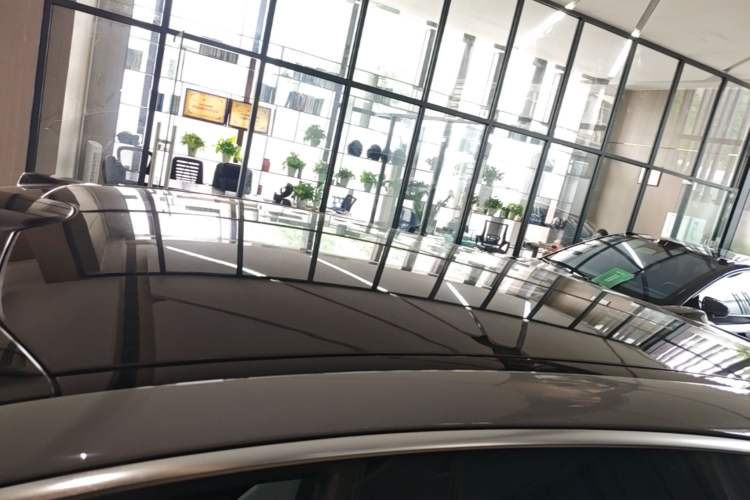 Used Nio ET5T 2023 75 kWh Touring Roof