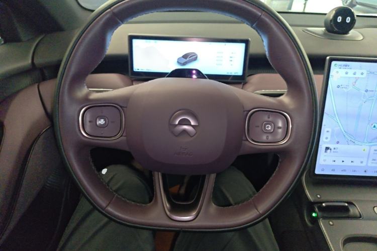 Used Nio ET5T 2023 75 kWh Touring Steering Wheel
