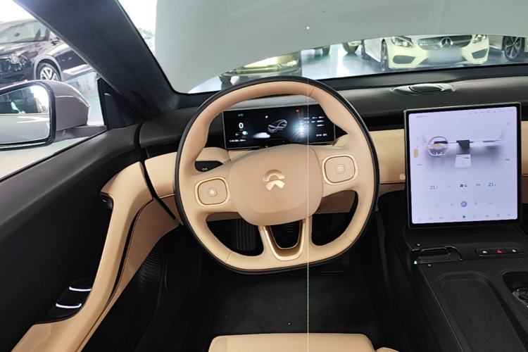 Used Nio ET5T 2023 75 kWh Touring Steering Wheel